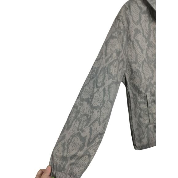 M1050) Crooks & Castles Camo Snake Skin Twill Military Zip Up Shacket Medium - Picture 7 of 12